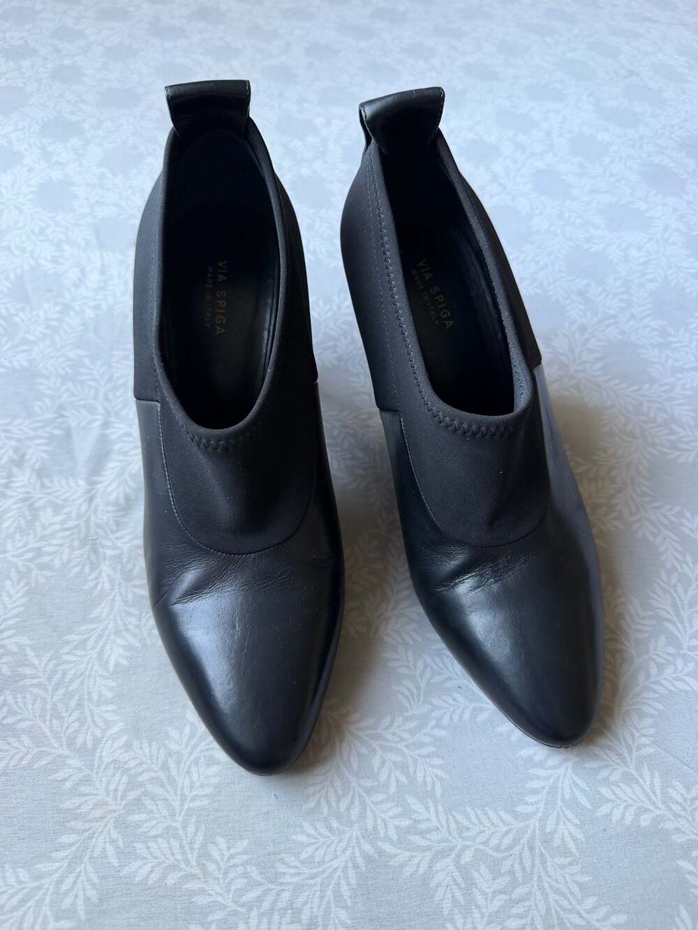 Via Spiga Made in Italy Black Leather Neoprene Sock Booties Block Heel Size 5.5M